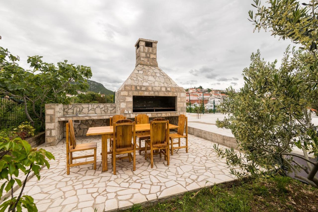 Apartments Capeta Неум Екстер'єр фото