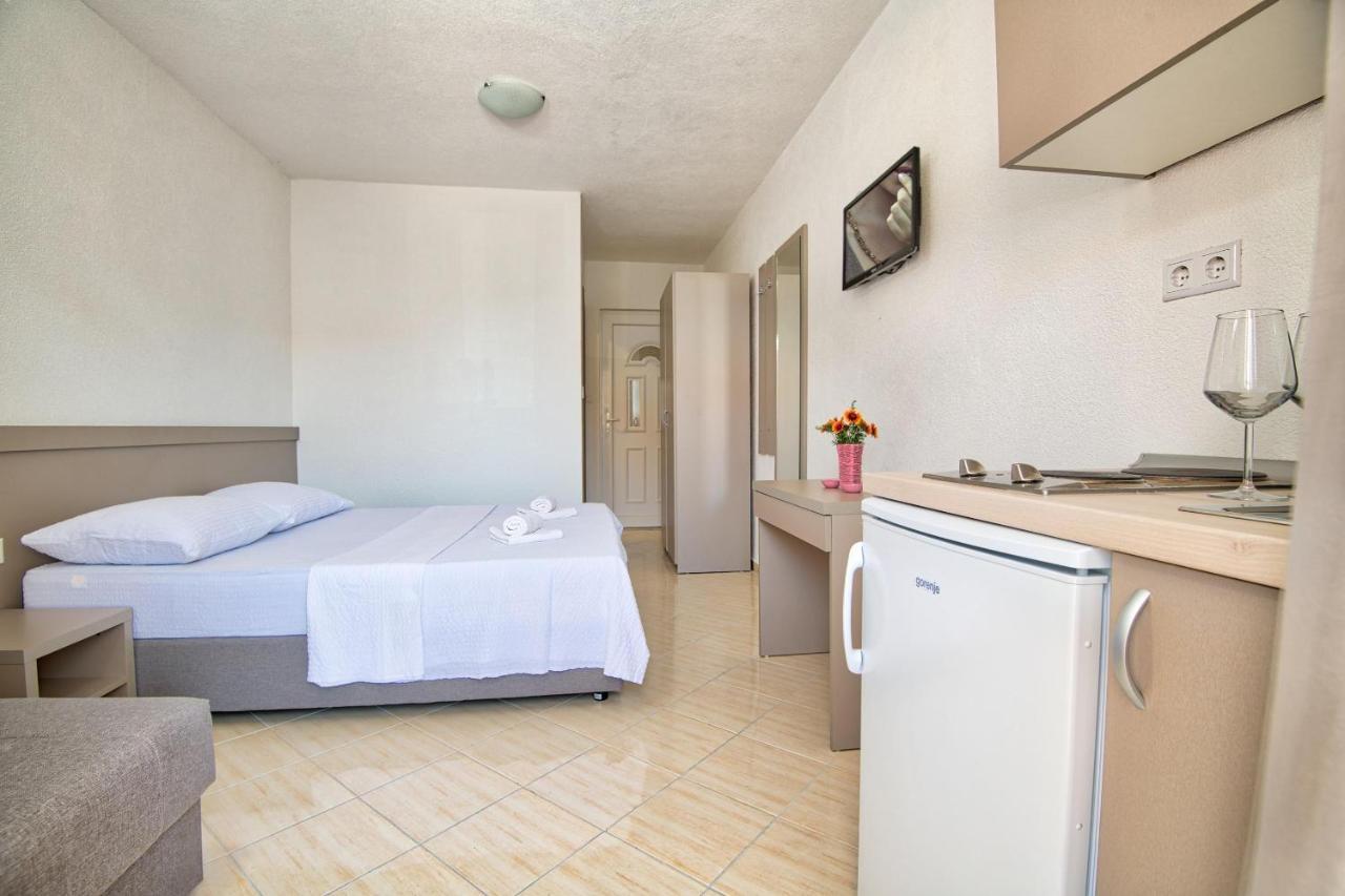 Apartments Capeta Неум Екстер'єр фото