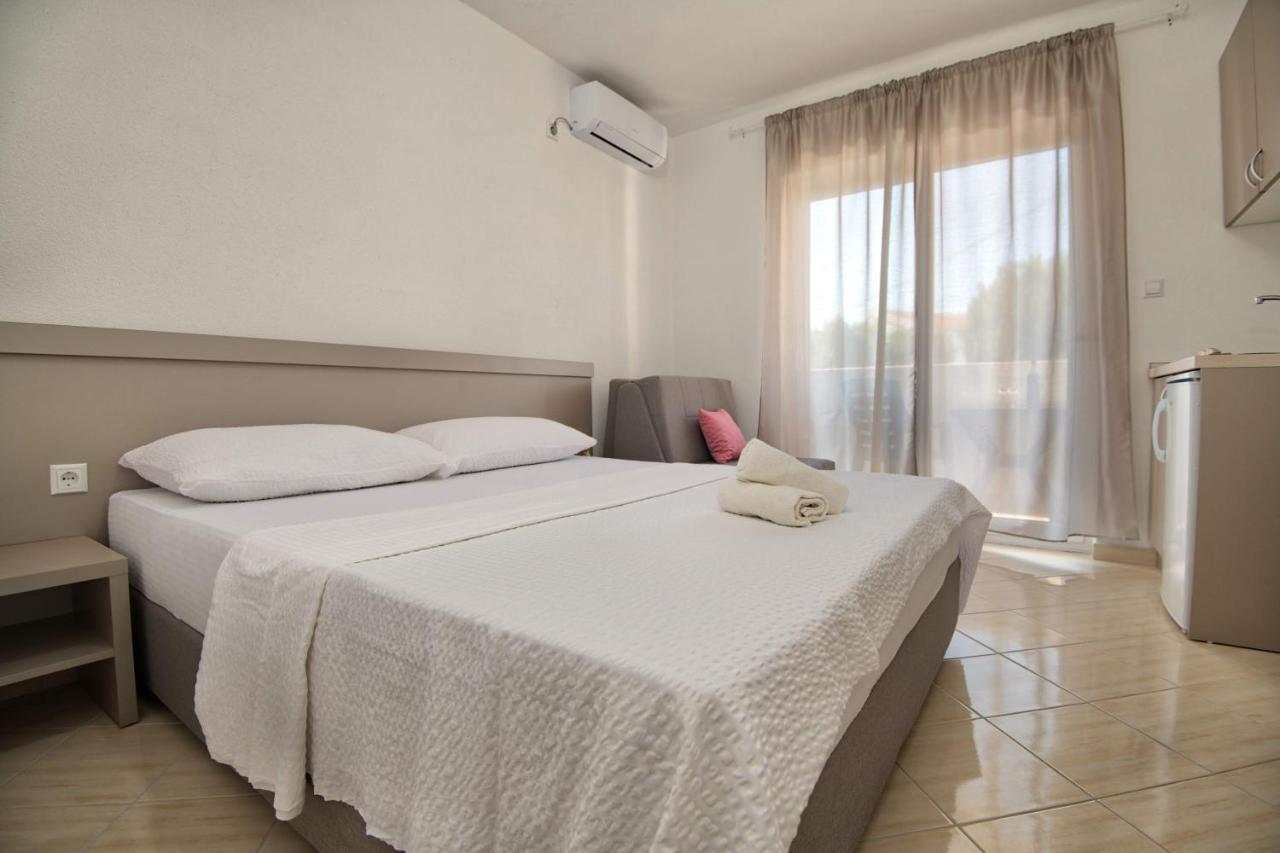 Apartments Capeta Неум Екстер'єр фото